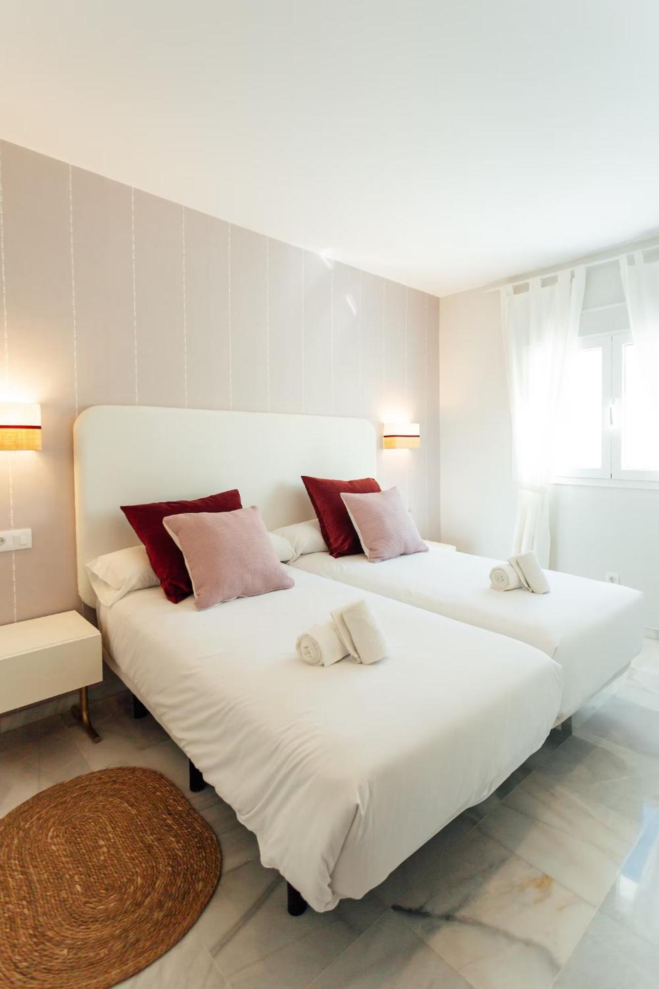 Reformed And Comfy- 2Bd 2Bth- Arenal Appartement Sevilla Buitenkant foto