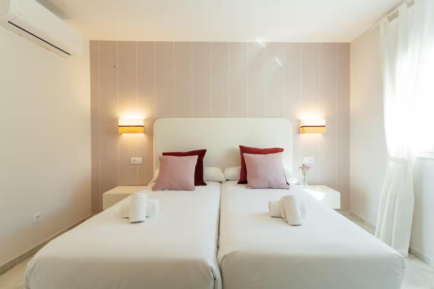 Reformed And Comfy- 2Bd 2Bth- Arenal Appartement Sevilla Buitenkant foto