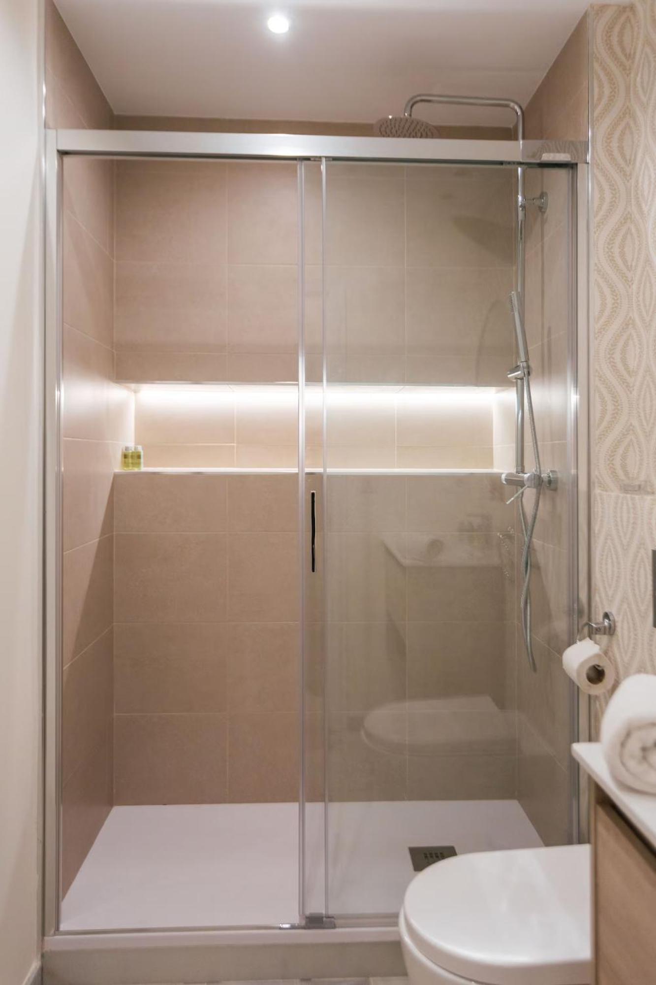 Reformed And Comfy- 2Bd 2Bth- Arenal Appartement Sevilla Buitenkant foto
