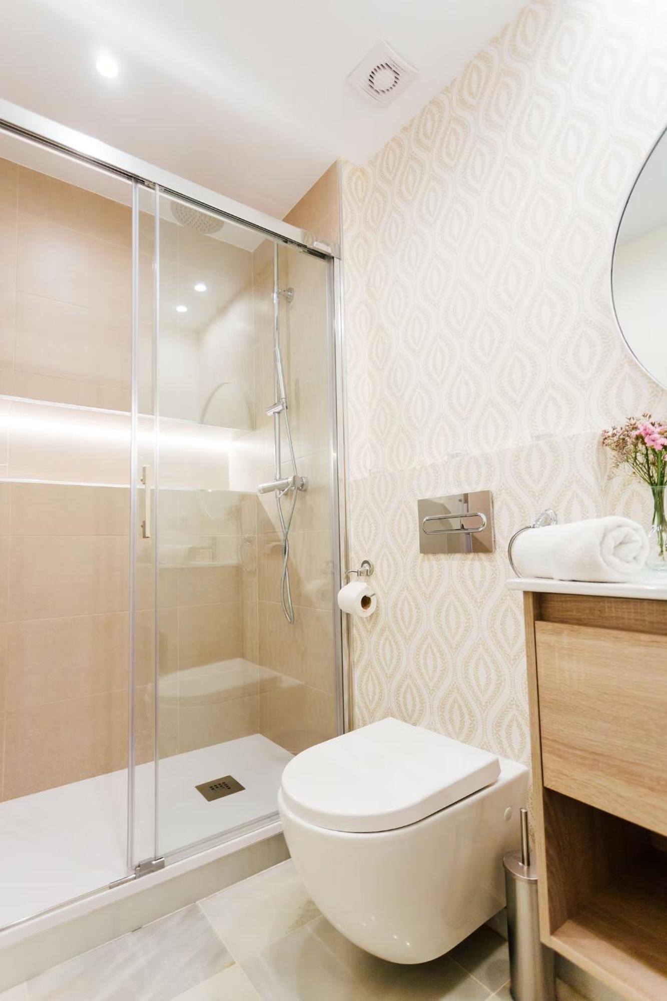 Reformed And Comfy- 2Bd 2Bth- Arenal Appartement Sevilla Buitenkant foto